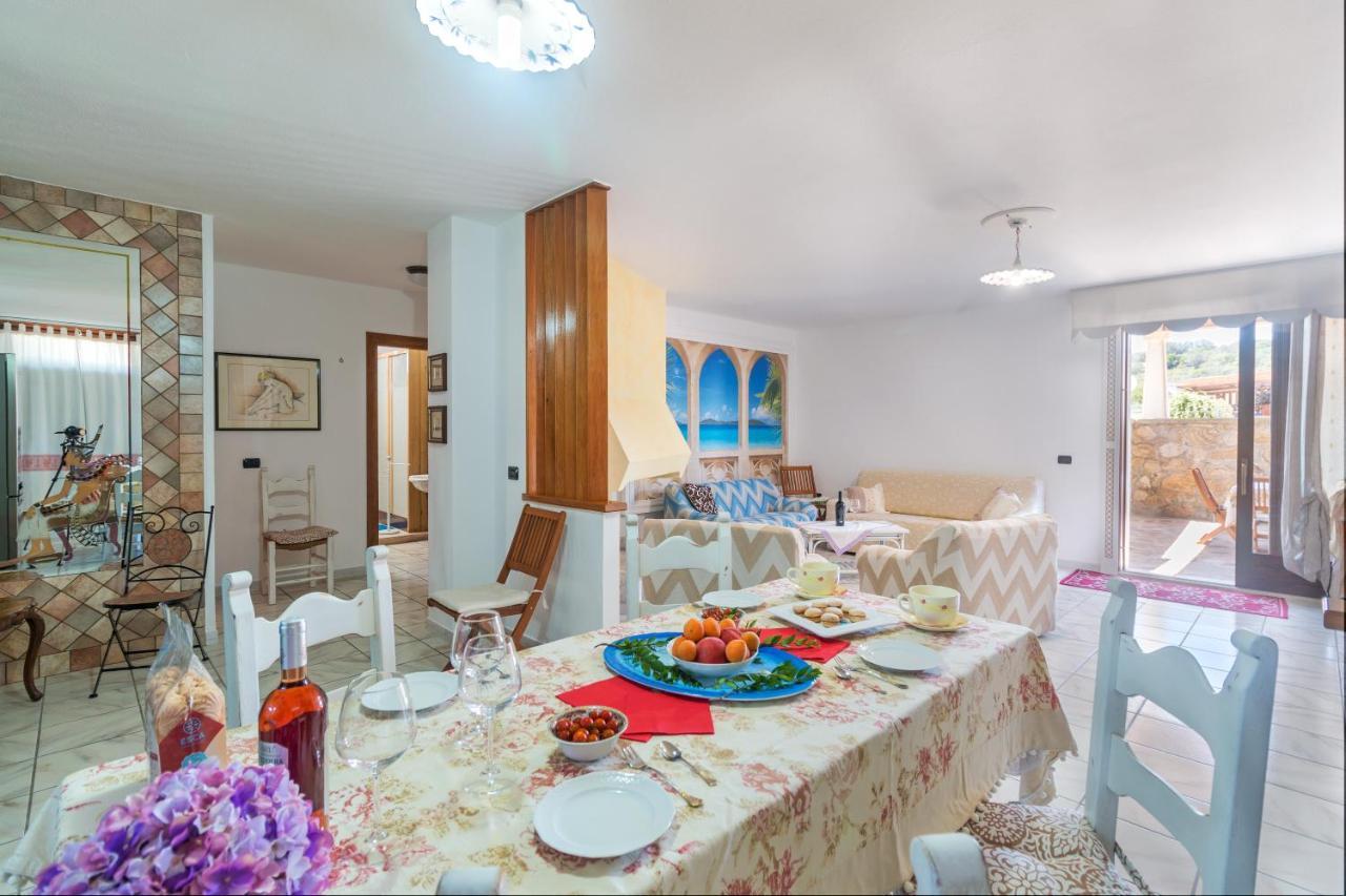 Vacanze A Villa Орозеи Екстериор снимка